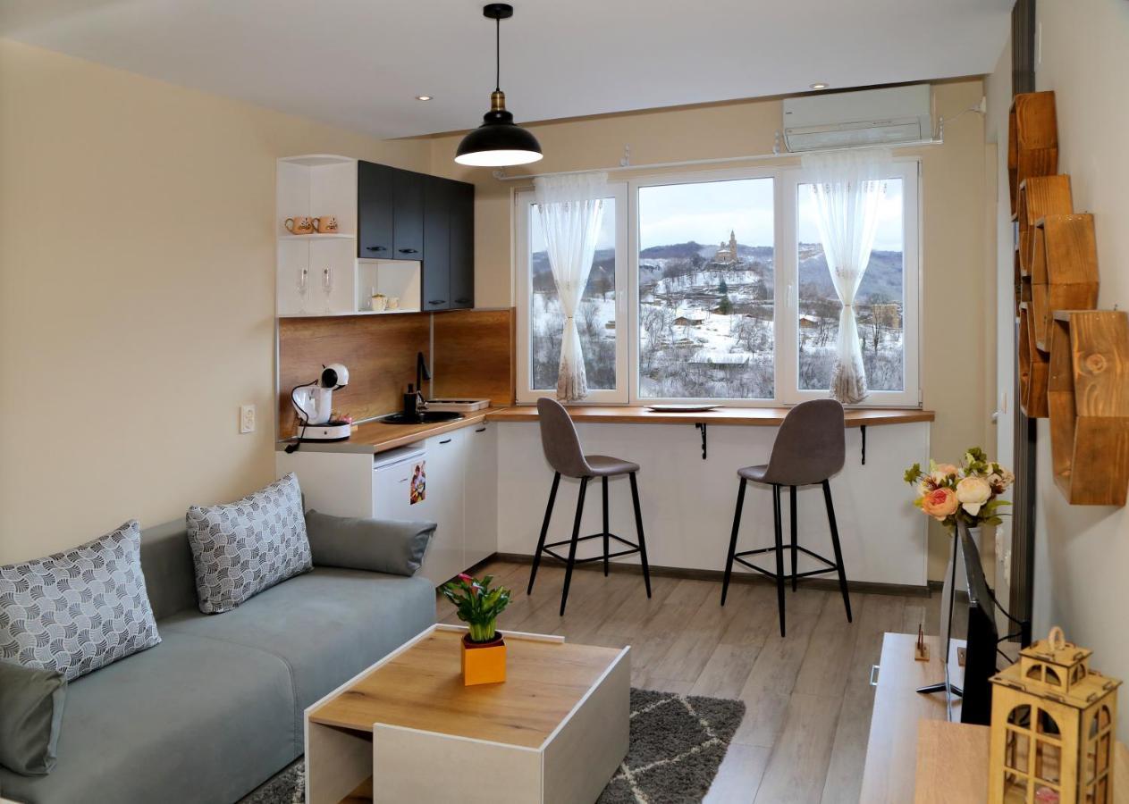 Apartment Colibri Veliko Tŭrnovo Eksteriør bilde